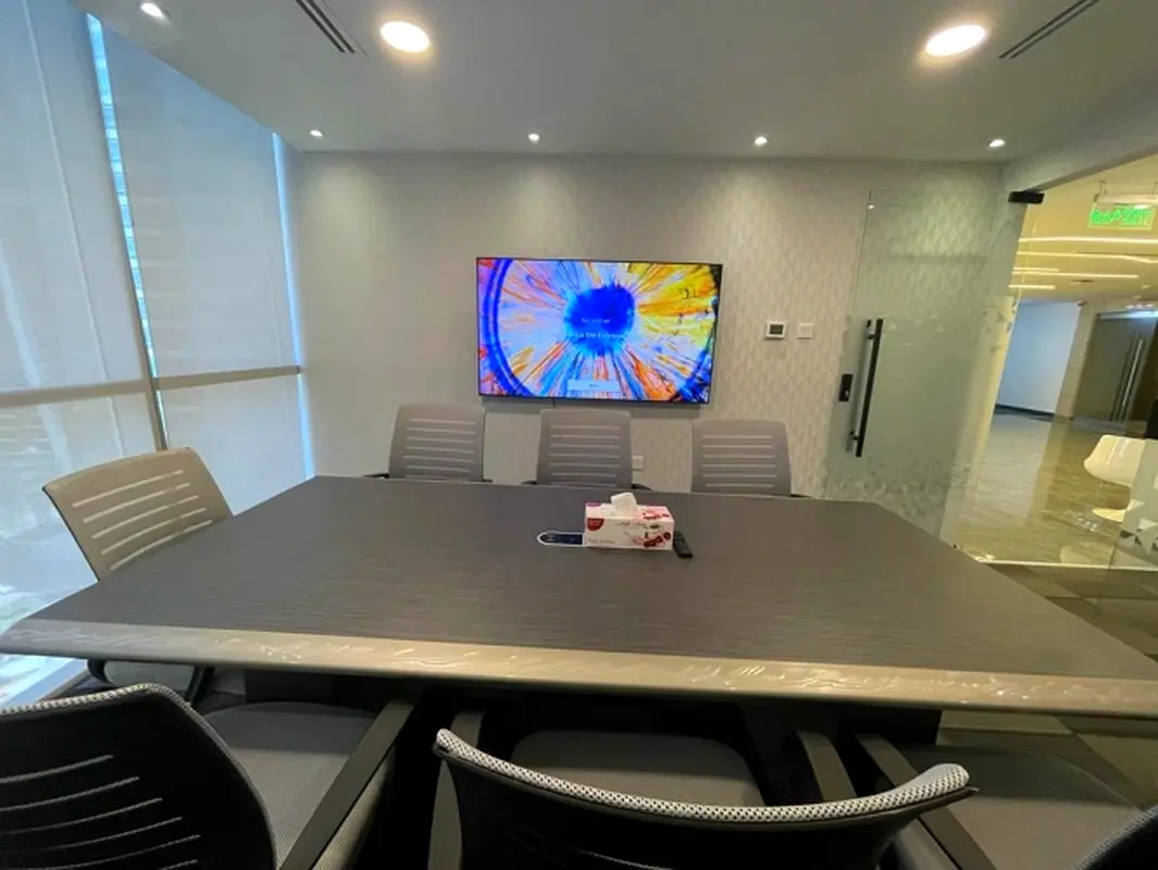 Spacious Private Serviced Office in Tiffany Tower |  JLT