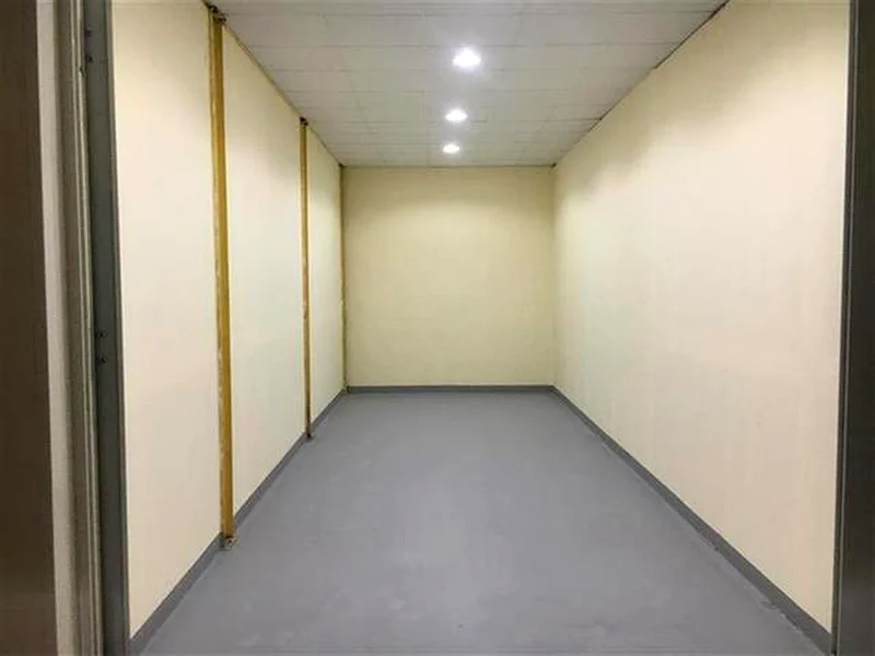 550 sqft Cover Storage warehouse in Al Quoz 4 (HA