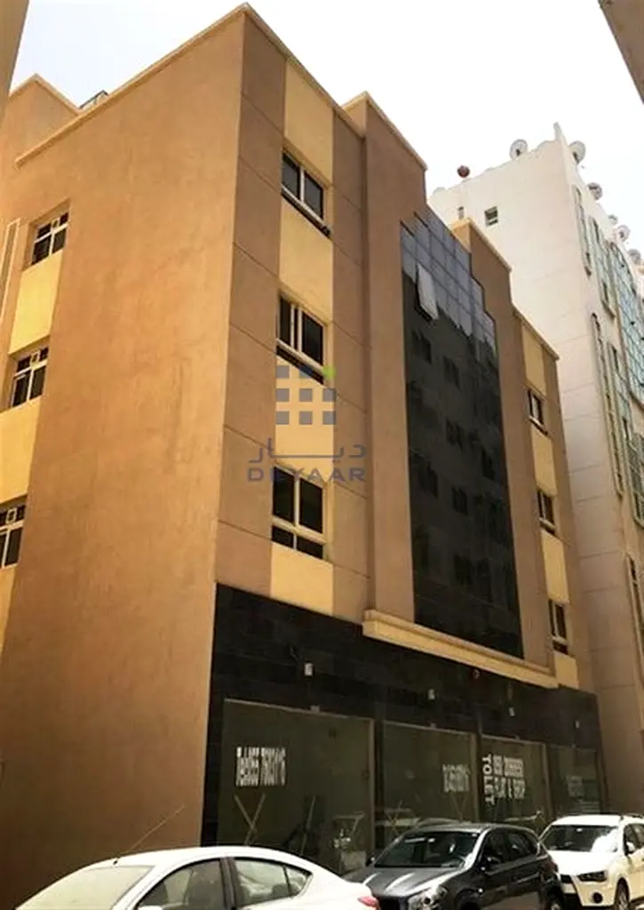 Spacious 1 BHK in Ghuwair Area | Close to NMC hospital