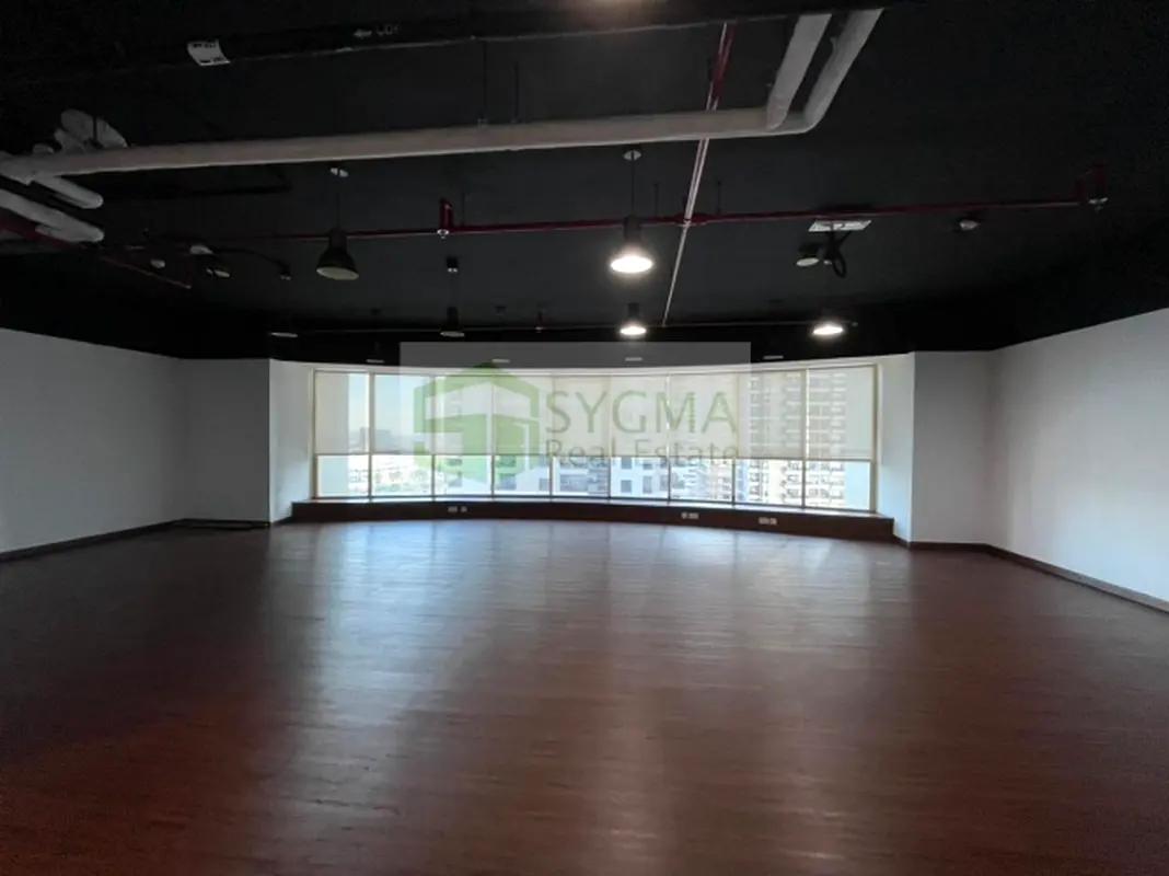 Lake View Near Metro Fitted Office