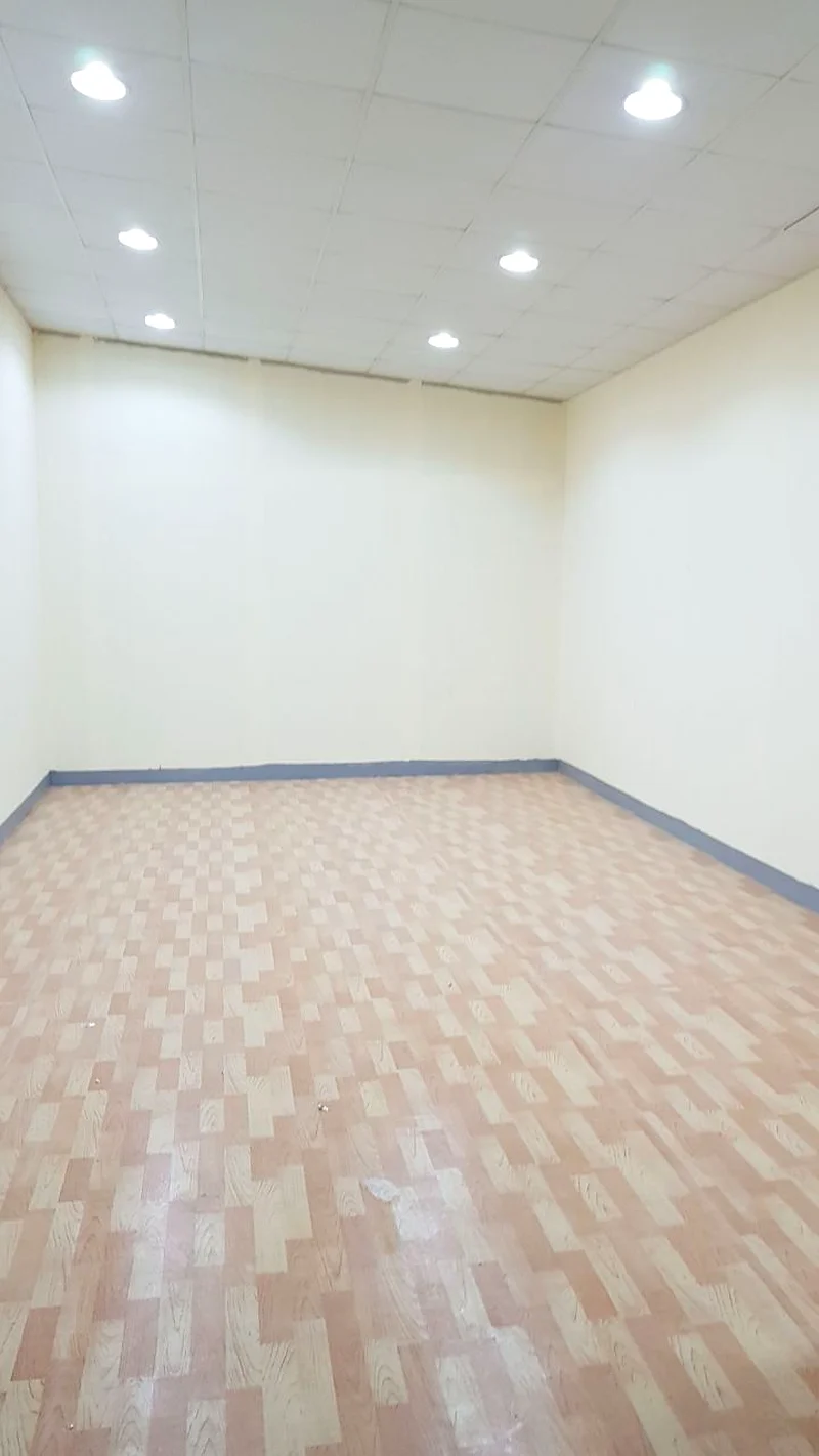 495 Sqft On Mezzanine Floor Storage warehouse (HA)