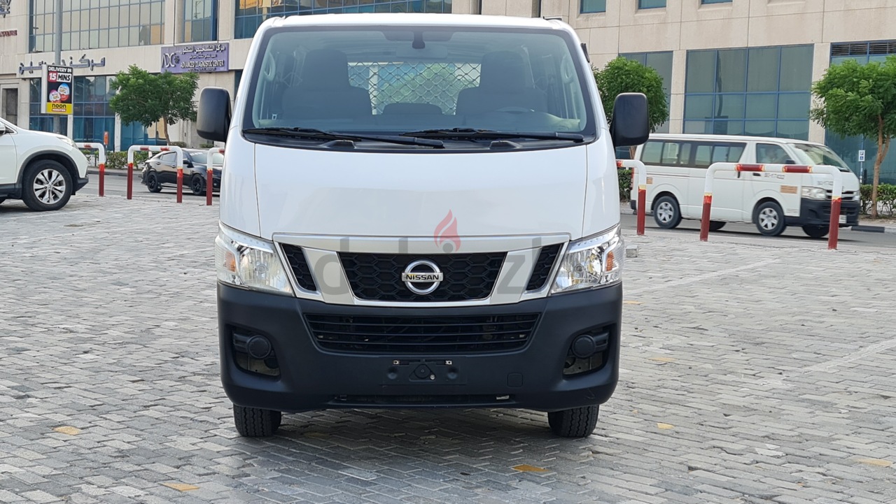 nissan urvan 2022 cargo