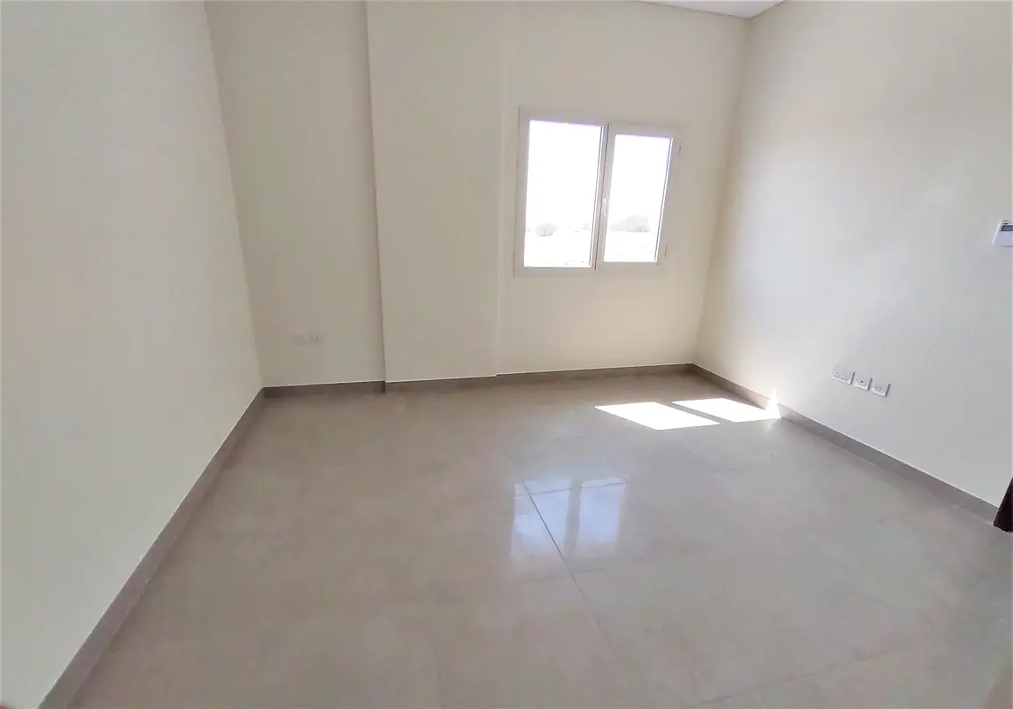 BRAND NEW + MASTER BEDROOM + CLOSED KITCHEN