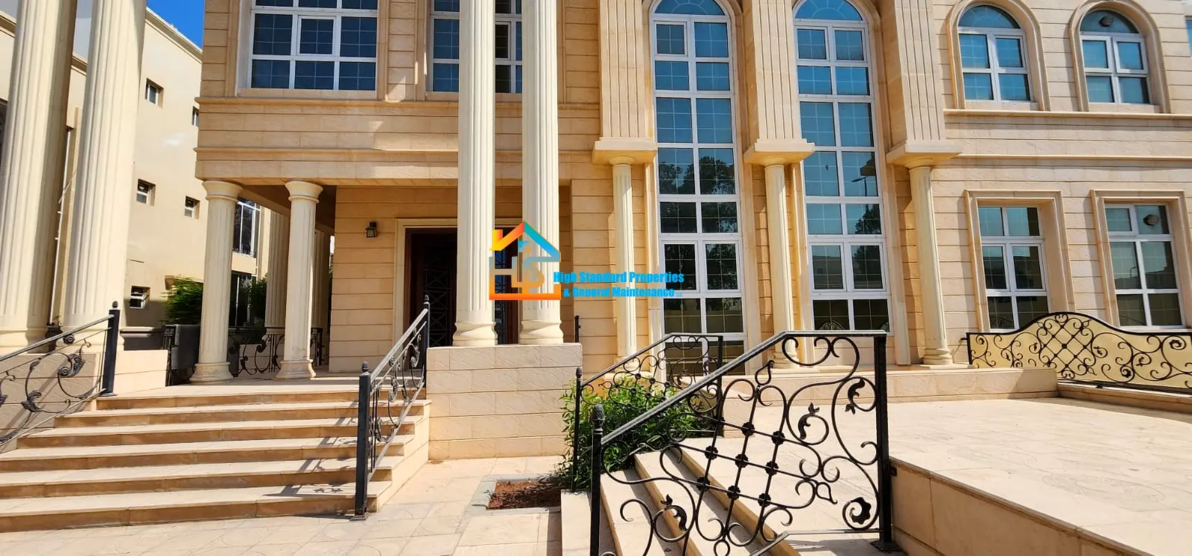 Luxuriant 10 Bedroom Villa For Residential And Commercial Use