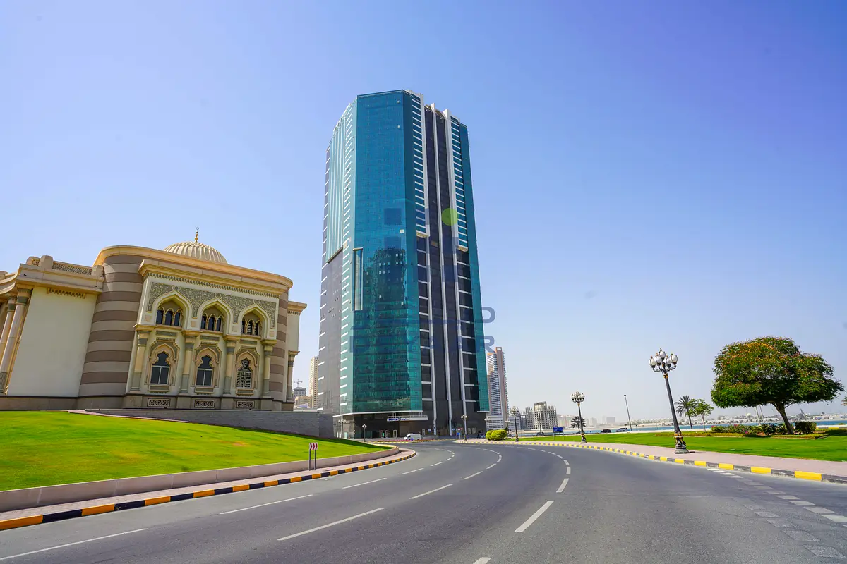 Fitted office space in an exquisite atmosphere | Don\t miss