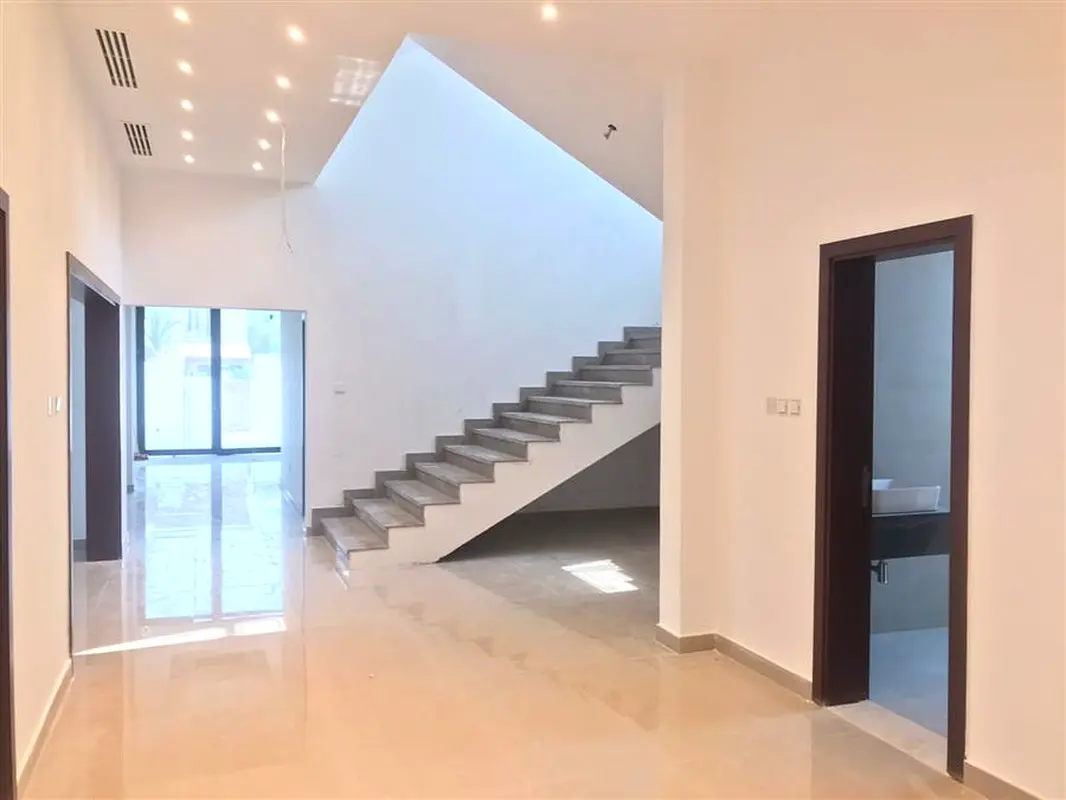 Brand New! Modern  Spacious 6 BR Independent Villa,