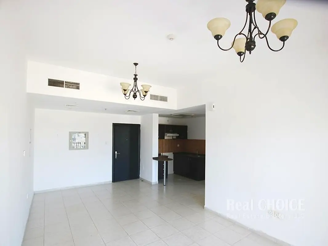 Exclusive Property| Block C|Well Maintained 1BR