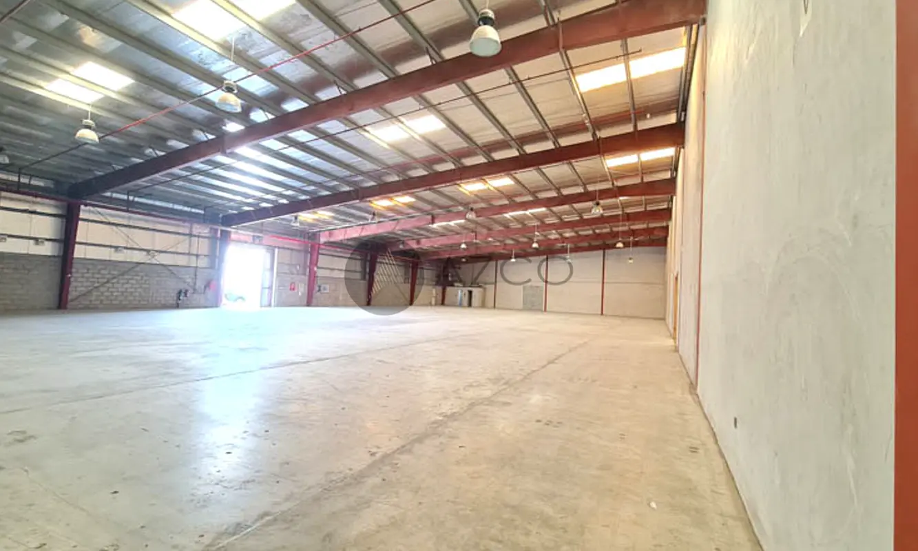 Loading Bay | 08 Meters Height | Truck Parking