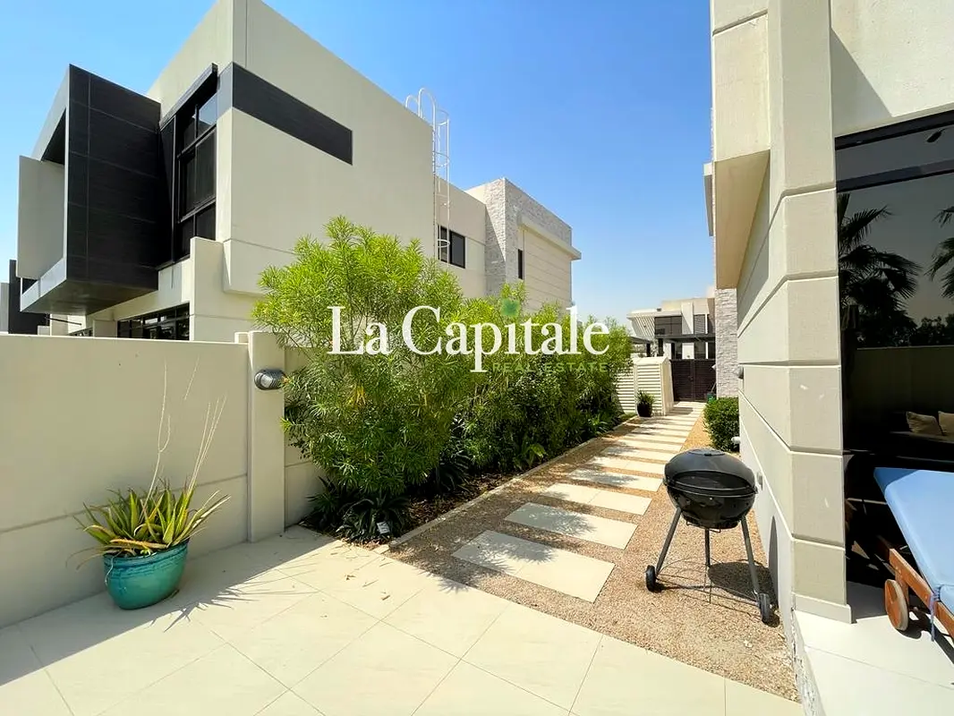 Stunning |Single Row | Must See Property