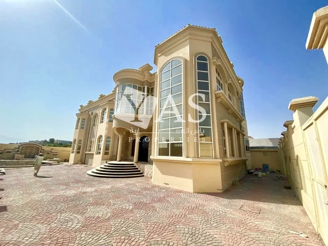 Huge Villa | Massive  Beautiful | 11 Bedrooms