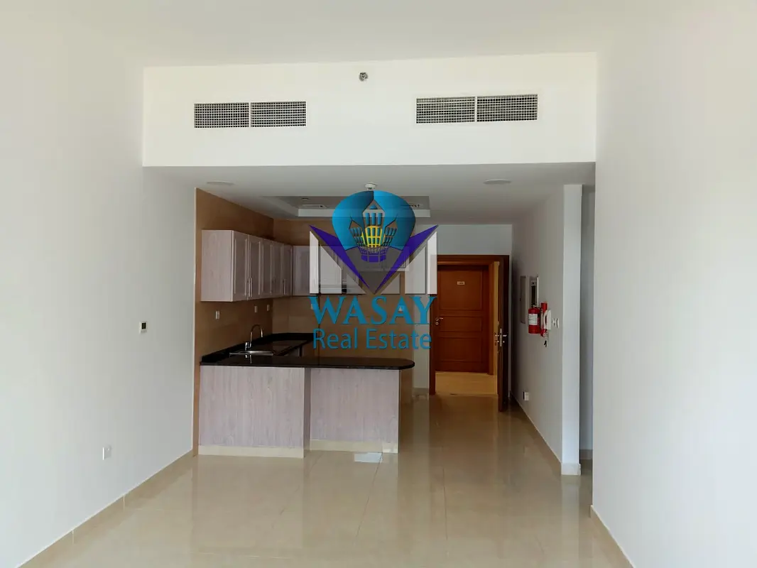 EXCUTIVE 2 BHK (1500sqrft) WITH ALL FACILITIES NEAR TO MAIN ROAD IN 46k