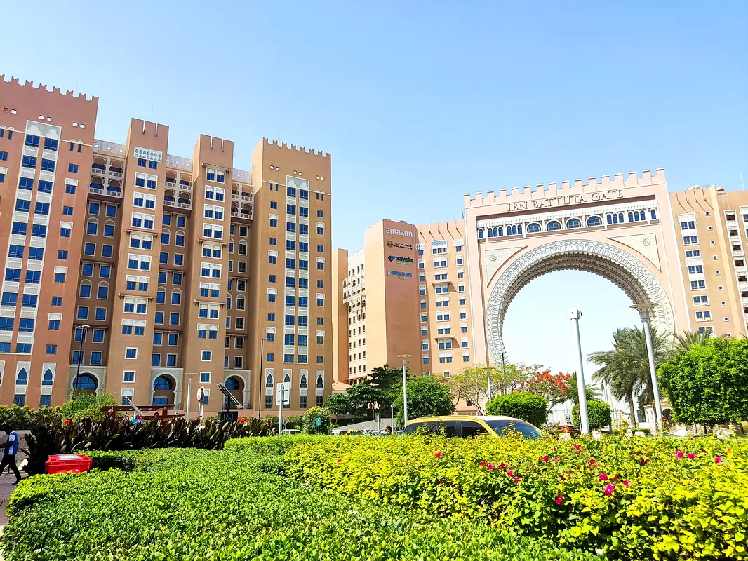 Dewa  Chiller Free office  | Nearby Metro