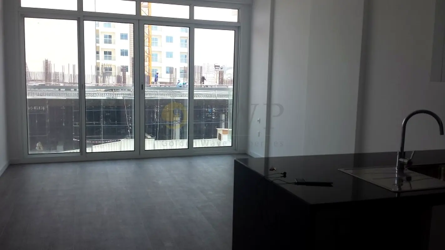 Studio apartment I Low floor I Community Park