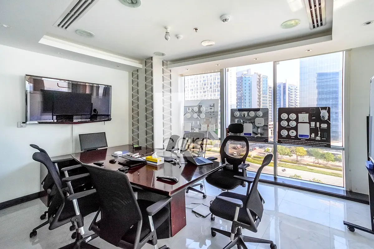 Fitted and Partitioned Office | Low Floor