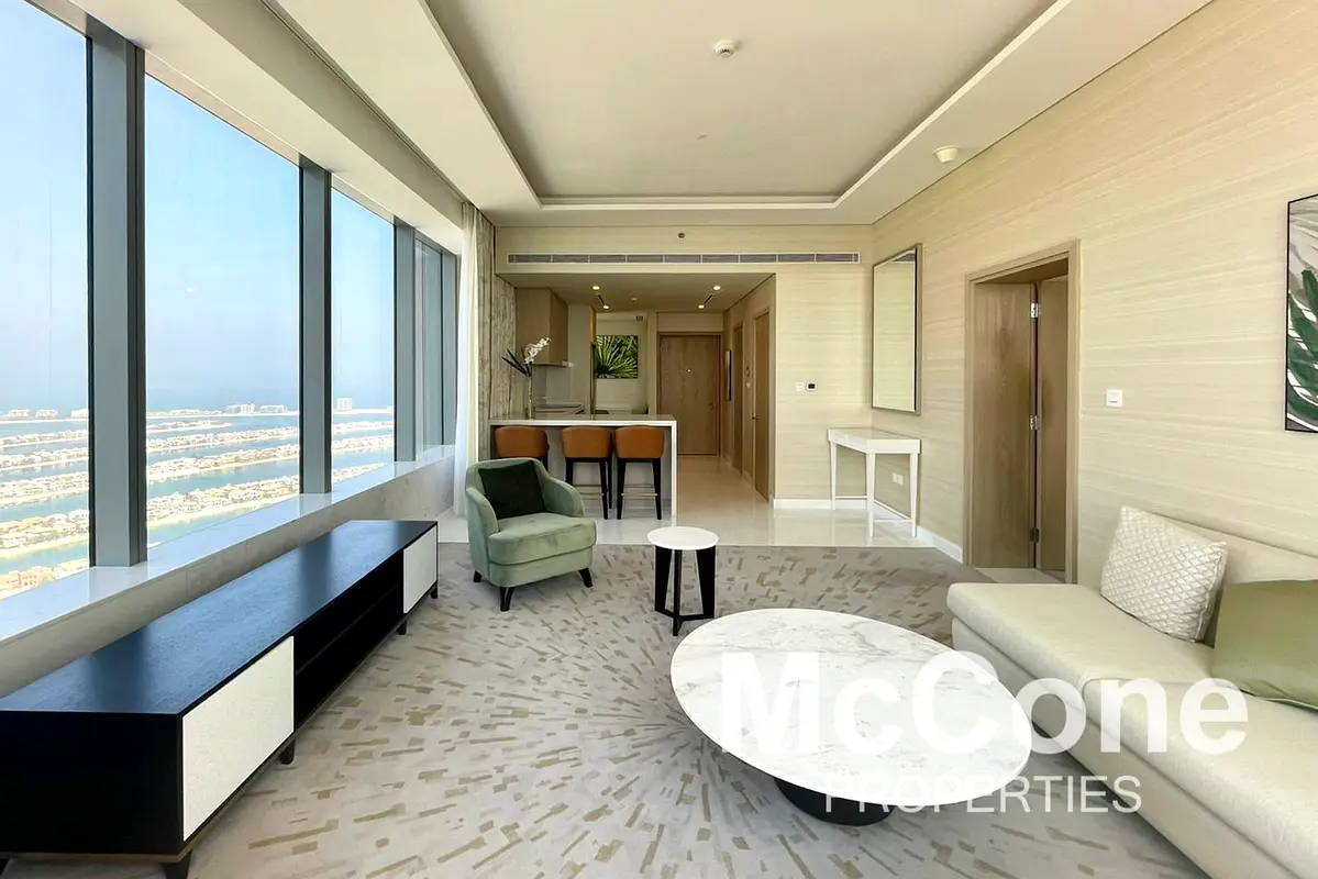 Luxury | Marina  Palm View | Vacant