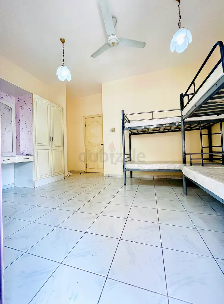 Rooms for rent in Al Karama Shared Rooms rental