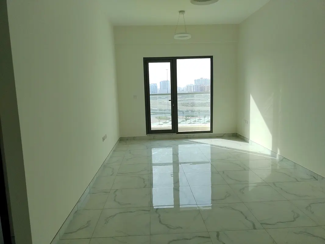 MASTER BEDROOM WITH BALCONY + ALL AMENITIES