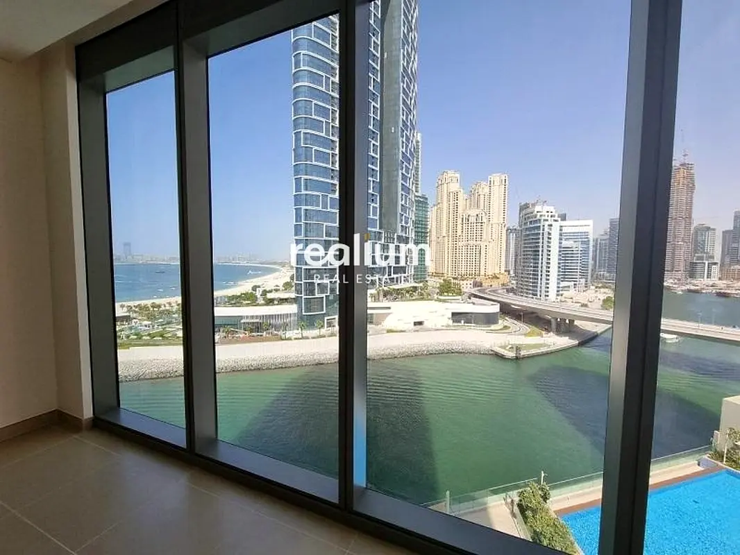 Motivated Seller/Sea view/Brand new
