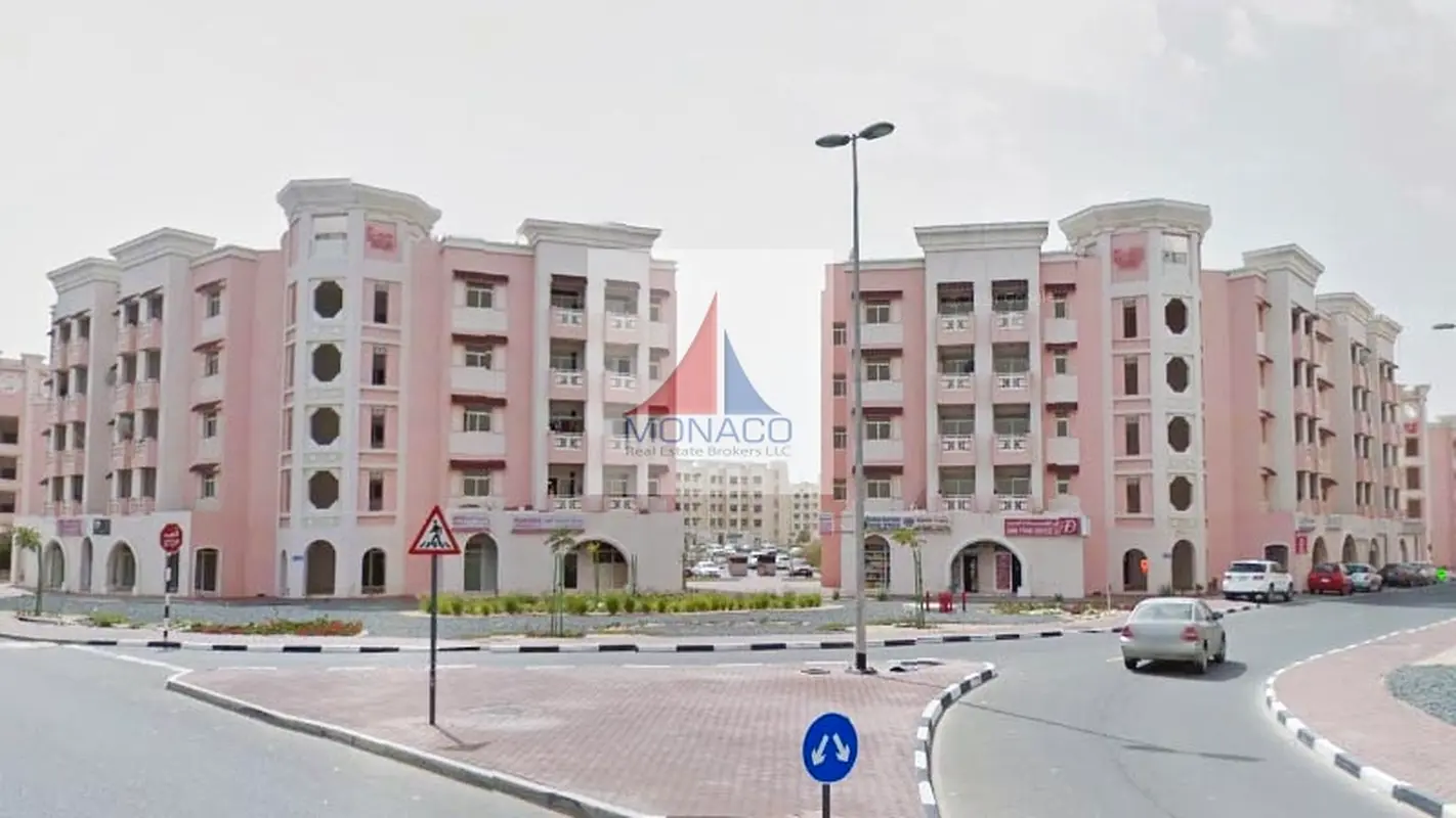 Great Price | Well Maintained | Ready to Move Inn