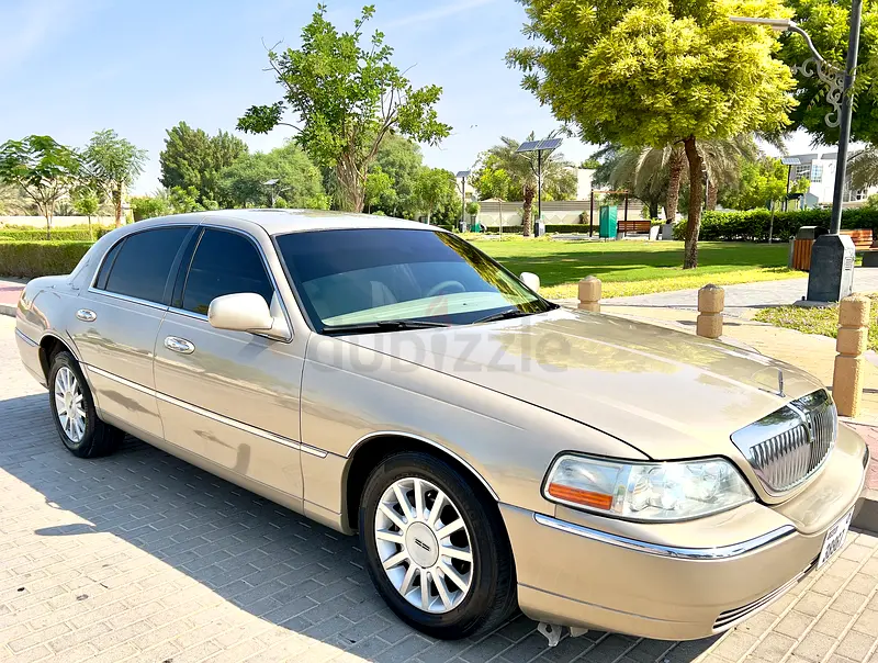 Buy & sell any Lincoln Town Car cars online 2 used Lincoln Town Car