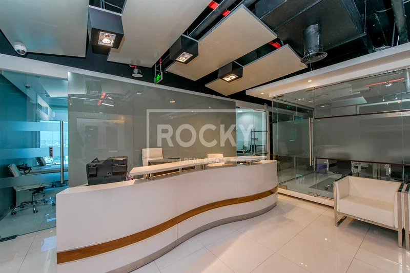 Fitted Office | Latifa Tower | SZR View