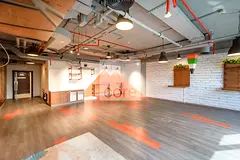 Mid Full Floor | Open Plan | DED License