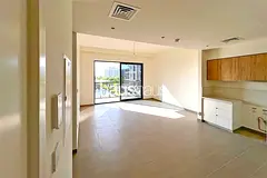 Boulevard View | Medium/High Floor | Sample Photos