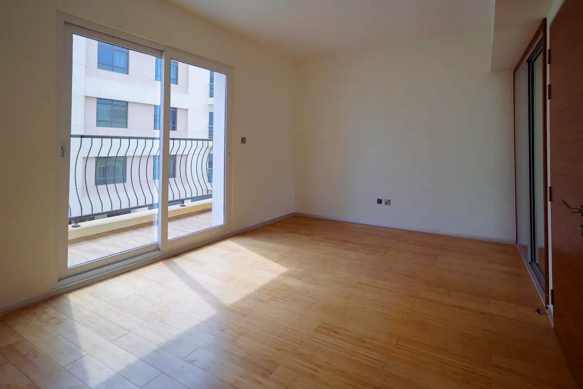 4BHK WITH 5BATHS  UNFURNISHED VILLA AVAILABLE FOR RENT.