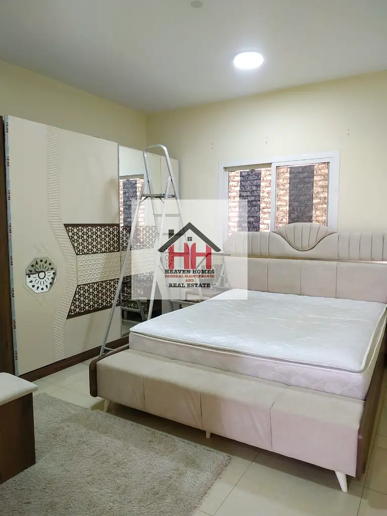 1 BEDROOM 1 BATHROOM SPECIOUS HALL MASIVE  KITCHEN WITh STORE ROOM