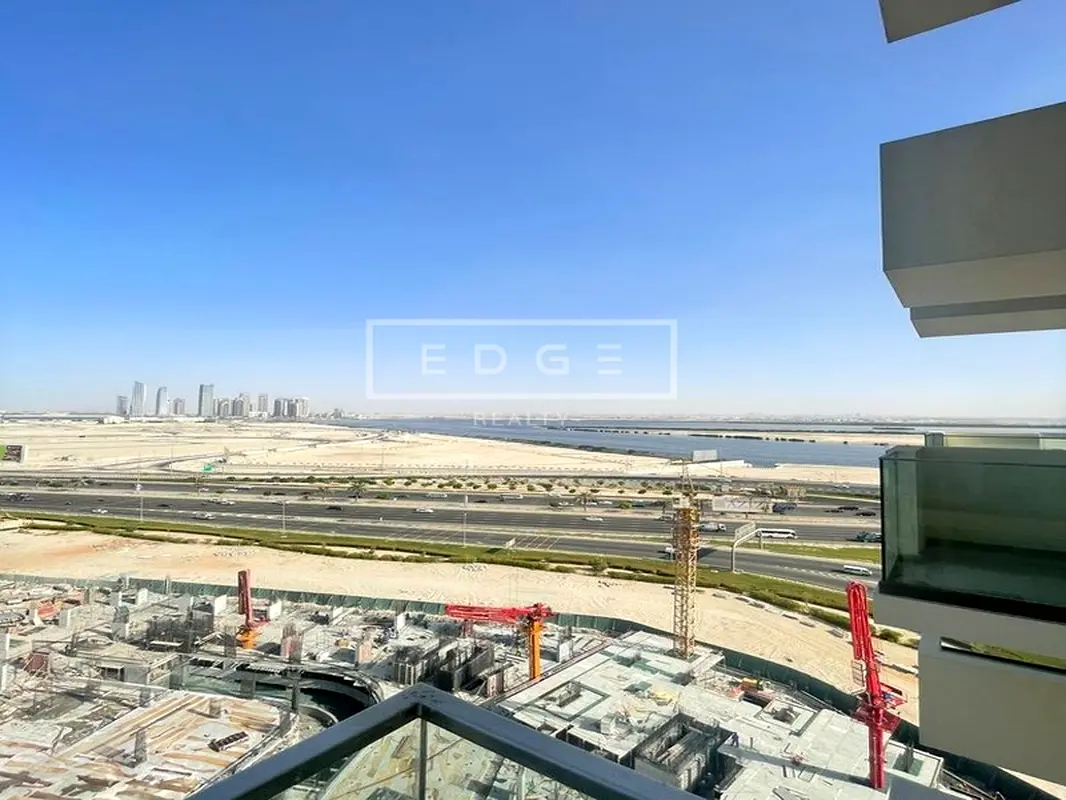 Spacious | Cozy Environment | Well Connected