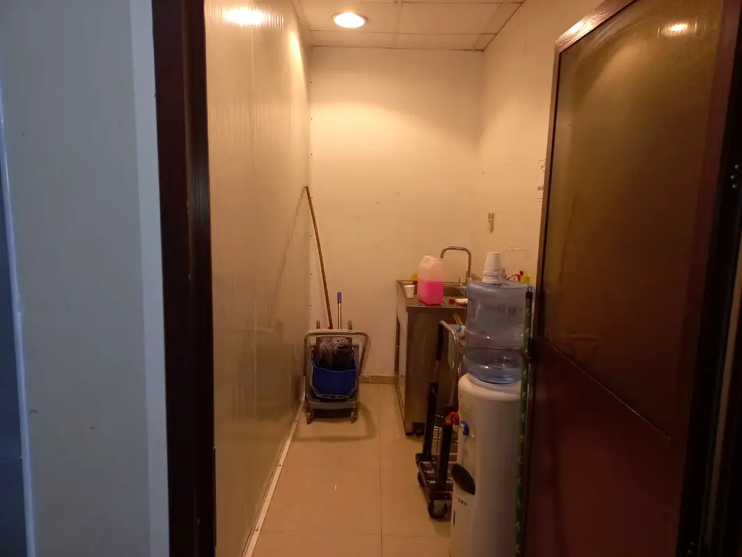 Good Condition Running super market for sale