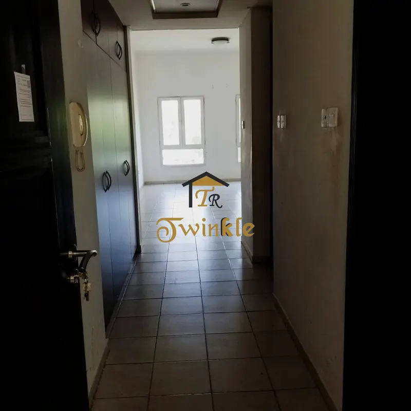 NEAR TO METRO | BIG STUDIO | 4 WINDOWS IN MED 63