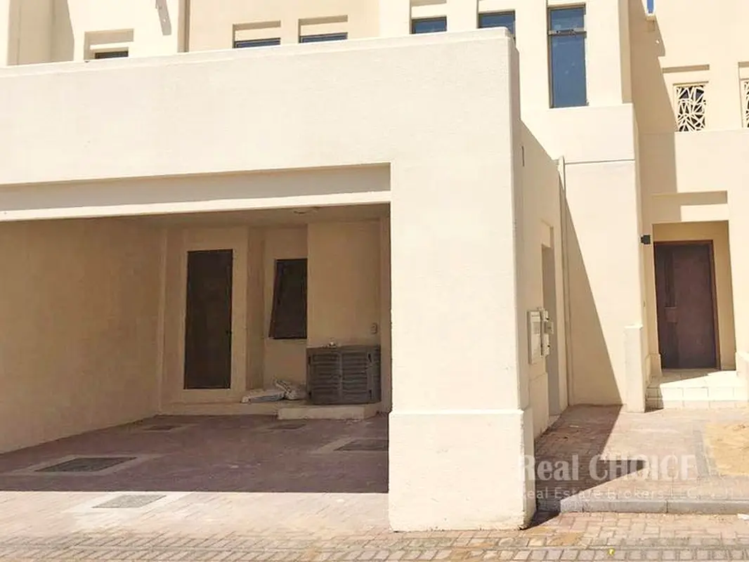 Well Maintained 3 BR | Vacant and Ready to move in