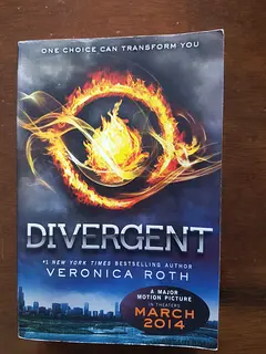 Book Divergent By Veronica Roth
