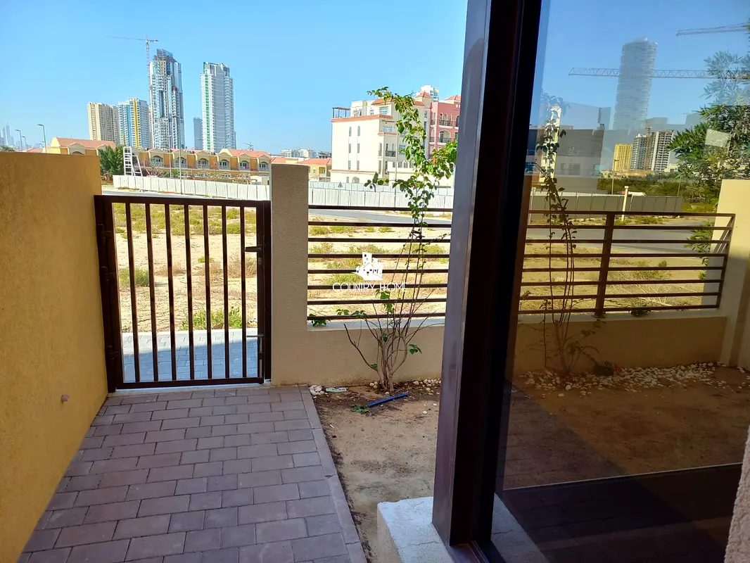 High-end Finishing | Spacious | Private Garden