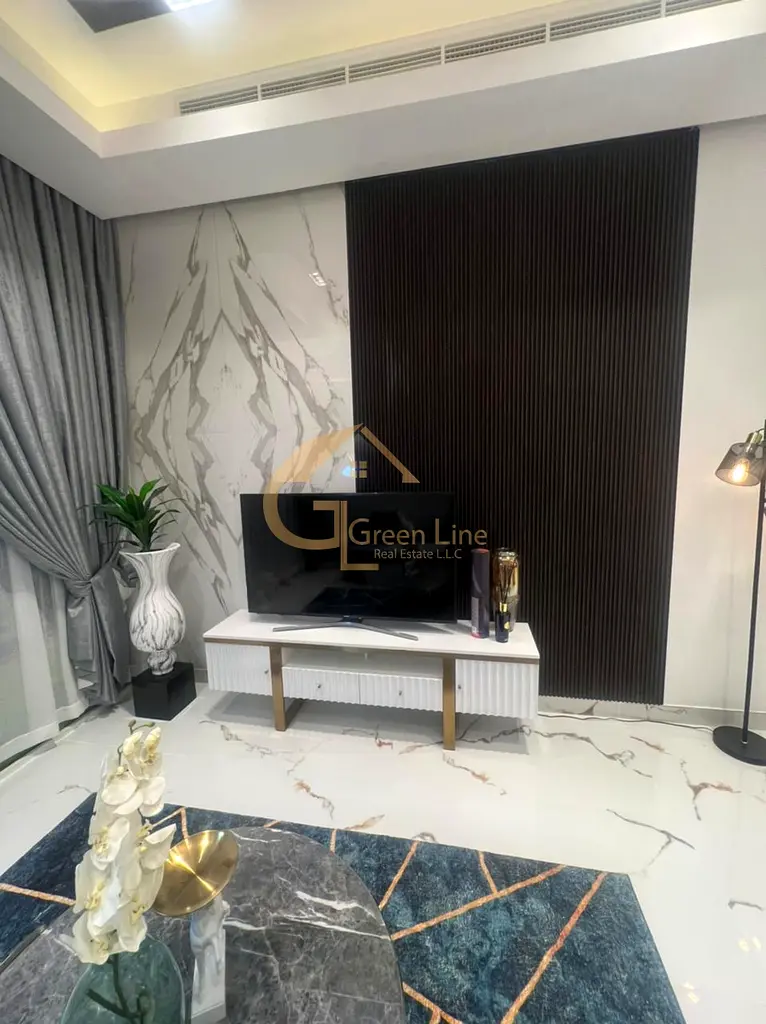 Bright and Stylish 2 Bedroom Condo Apartment for Sale!
