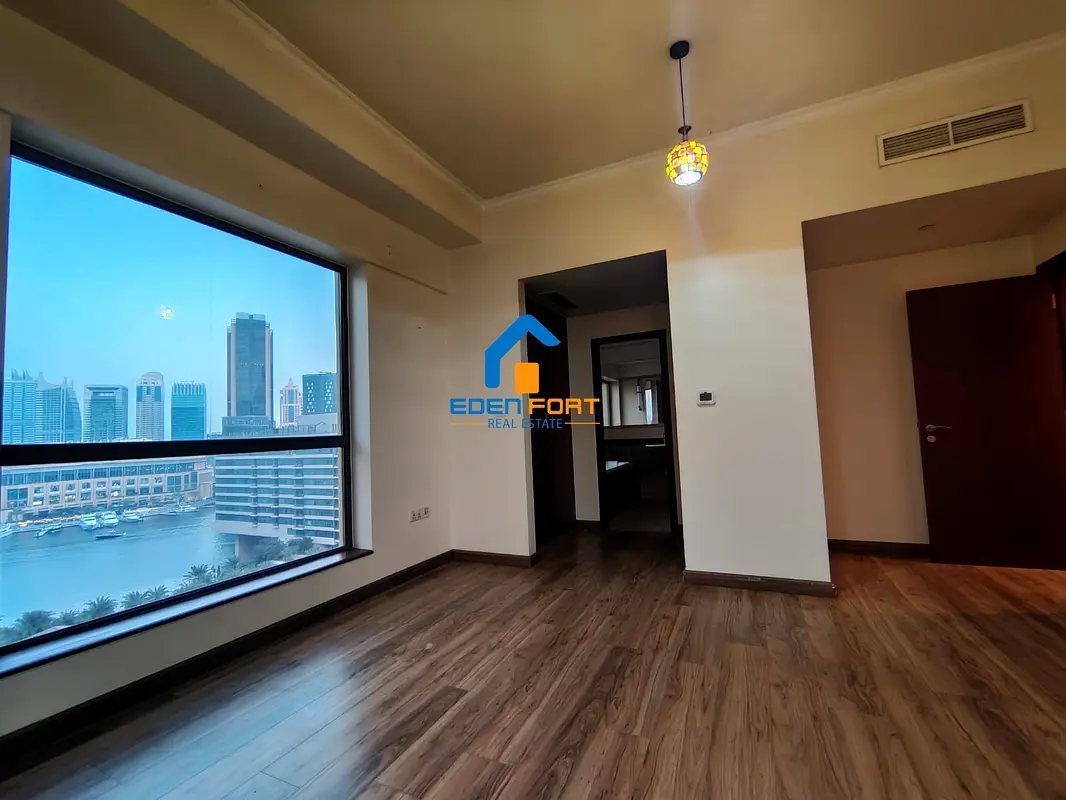 VACANT | MARINA VIEW | WELL MAINTAINED