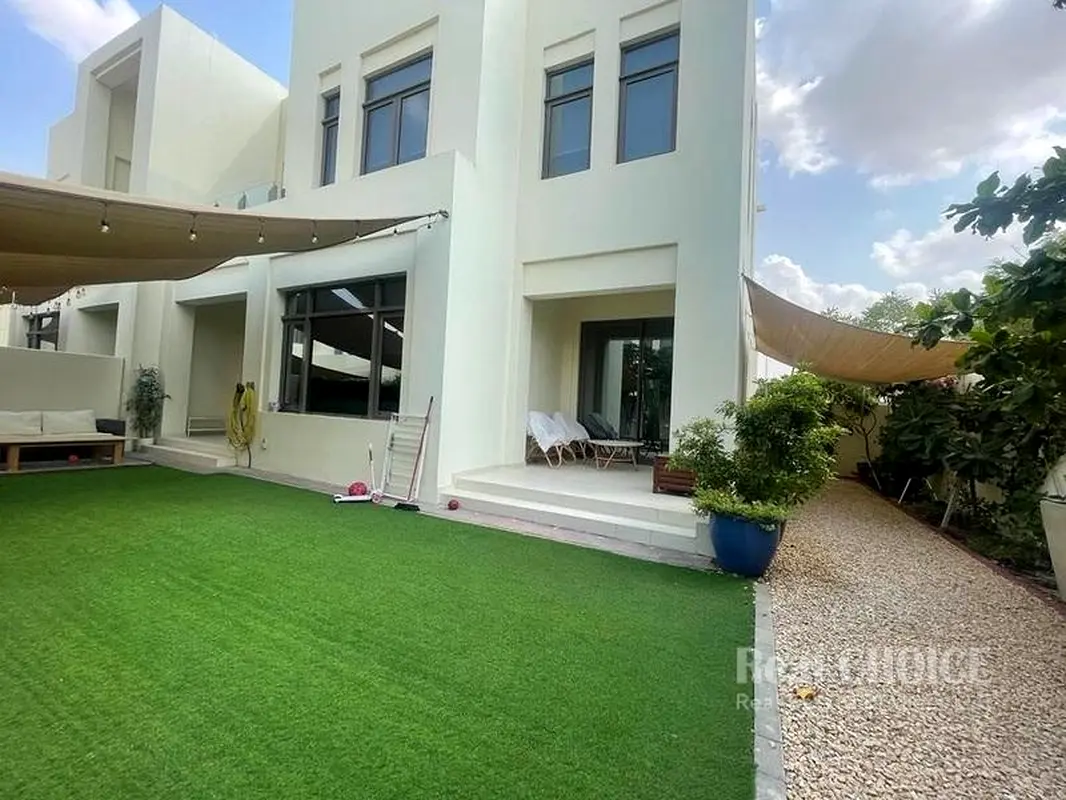 Type E |4BR+ Study + Maid |Close to Park and Pool