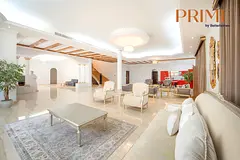 Spacious | Private Garden | Villa With Lift