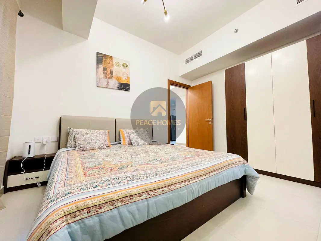 LUXURIOUSLY FURNUSHED 1BHK || READY TO MOVE IN || CALL US NOW