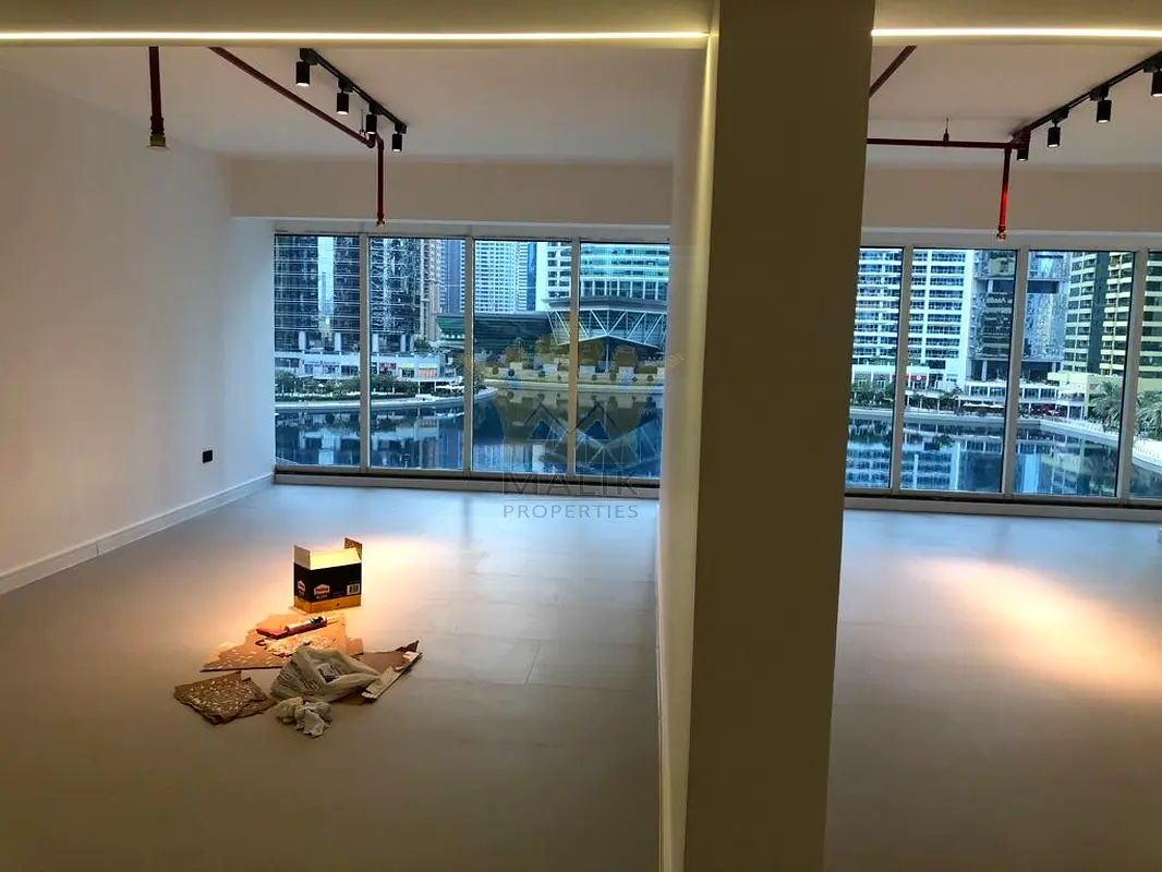 Lake View Newly Renovated Fitted Office For Rent