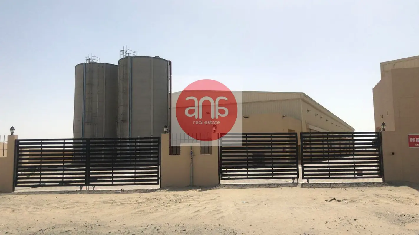 Attractive Rental! Warehouse for rent in National Industrial Park! / تأجير جذاب! مستودع للإيجار في ا