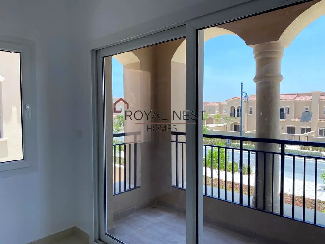 Near to Pool and Park3 BR + Maid\s Room