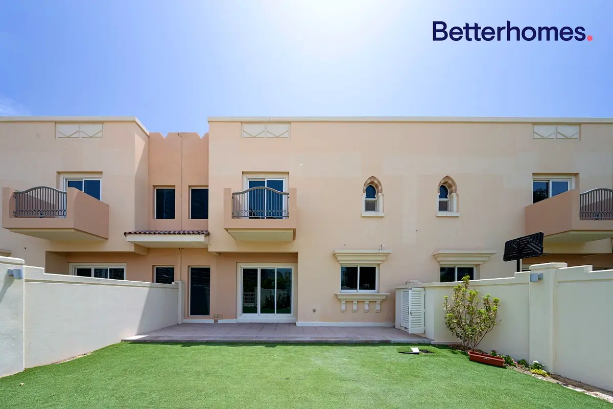 Single Row | Ready to move in  | Next to the Pool