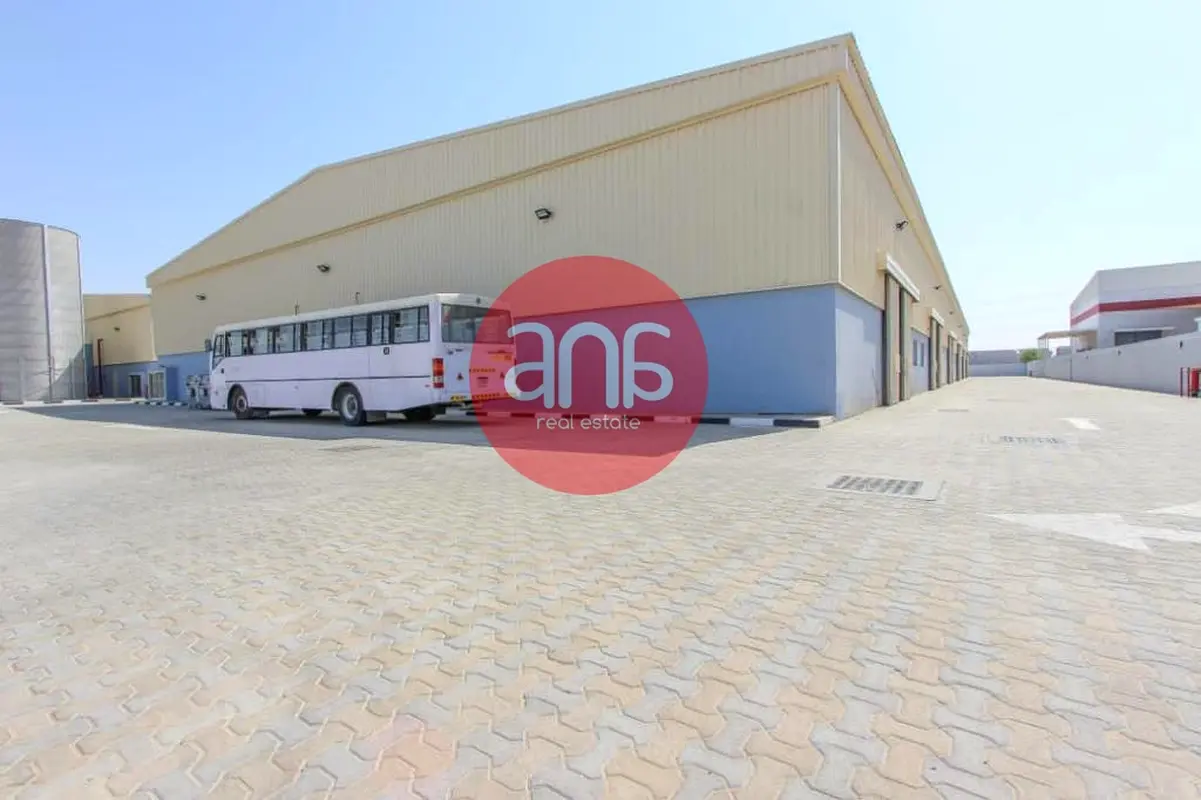 Warehouse Space for rent in NIP! تأجير جذاب! نادر! مساحة تخزين للإيجار في ال ا