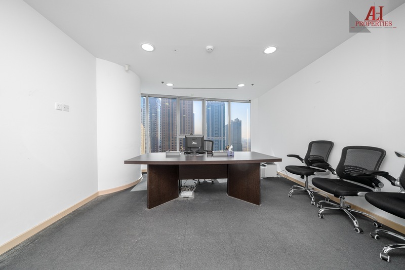 Fitted Office I Incredible Lake View I Vacant