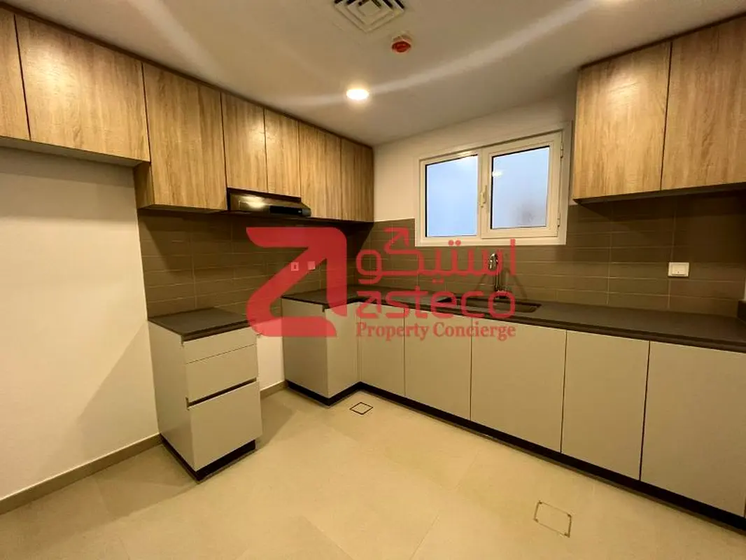 Closed Kitchen I Gated | Lush Green Community