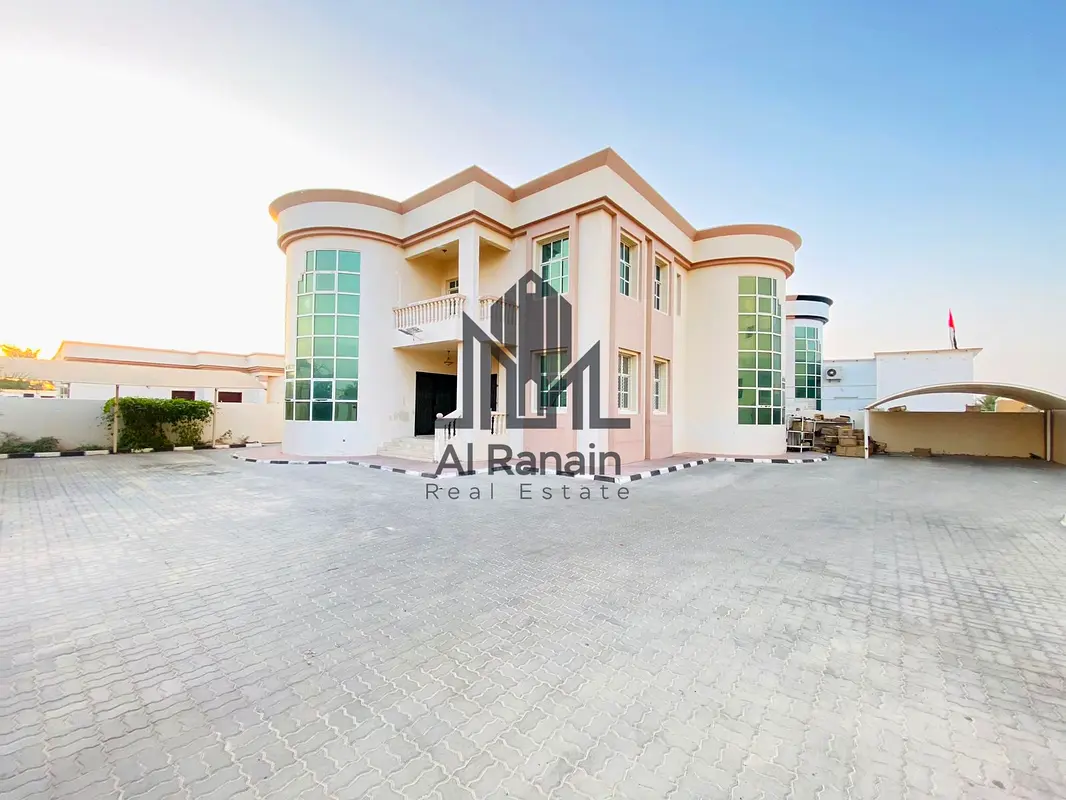 Duplex 5 Br Villa  | Private Entrance | With Balcony