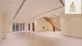 LUXURIOUS HIGH QUALITY MASSIVE 5BR VILLA
