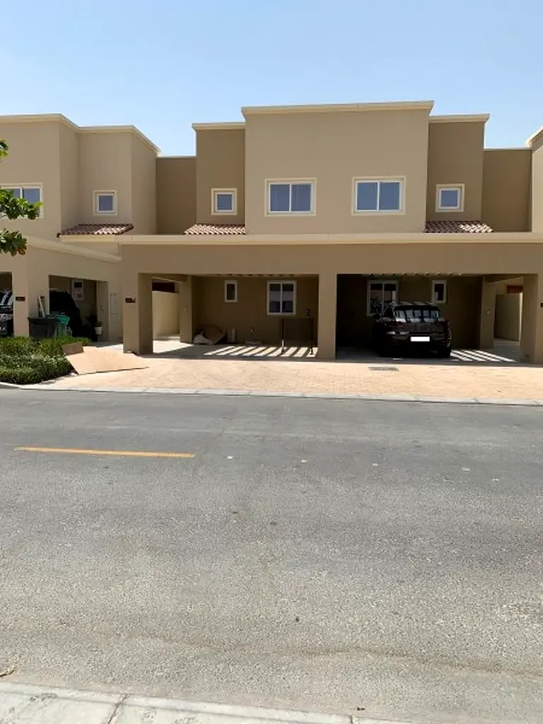 Brand New| Townhouse| Ready To Move In Now